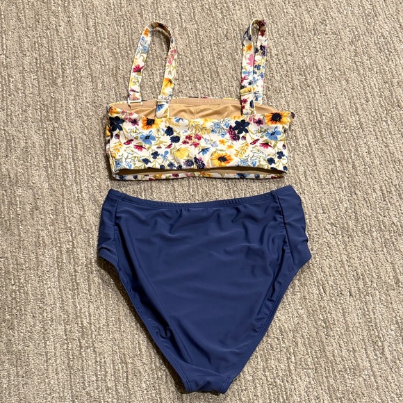 Old Navy Floral and Navy Bikini Set - Picture 2 of 5